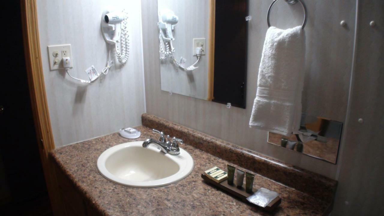 Motel 72 Грейлинг Экстерьер фото